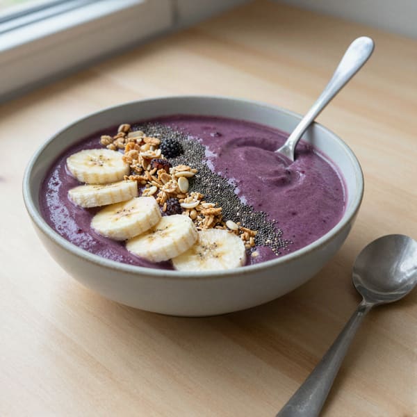 Mixed berry smoothie bowl